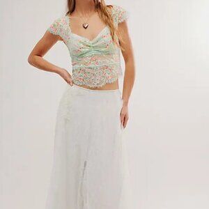 #106 NWT Free People Garden Party Lace Tee in Sprout Green